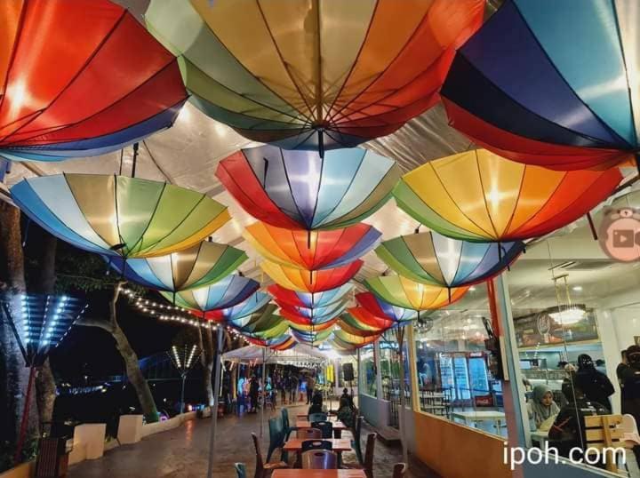 K. Riverfront Apartment ايبوه المظهر الخارجي الصورة