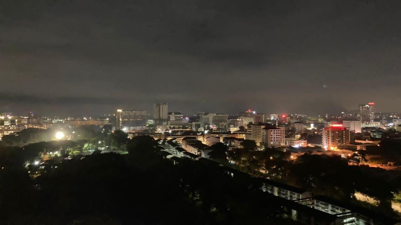 K. Riverfront Apartment ايبوه المظهر الخارجي الصورة